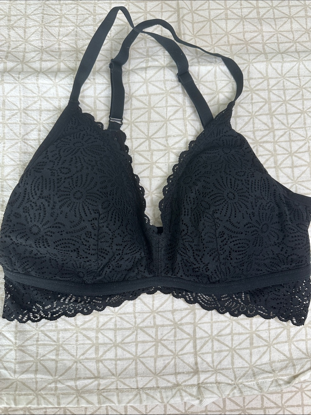Auden Black Lace Bralette with Scalloped Hem